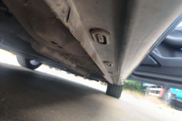 Used Roewe i6 MAX 2020 300TGI Automatic "Swell Cool Smart Drive" Edition