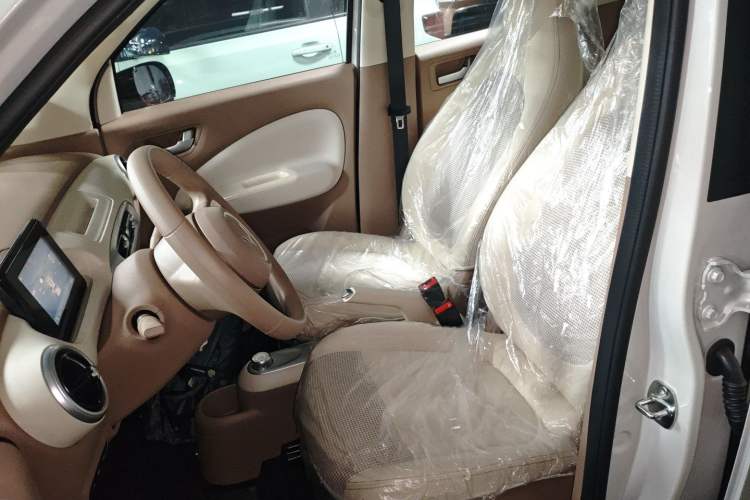 Used Wuling Hongguang MINIEV 2025 Four-Door Version Advanced Edition
