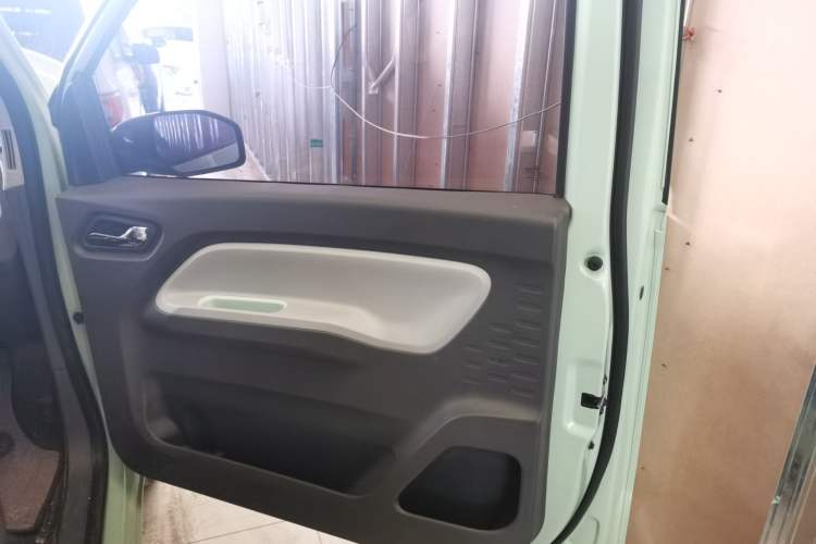 Used Wuling Hongguang MINIEV 2021 Macaron Fashion Edition Lithium-Ion Battery
