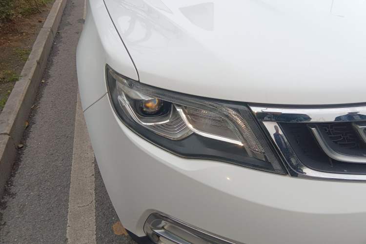 Used Geely Auto Emgrand X7 Sport 2016 1.8TD Automatic ZhiZun Version
