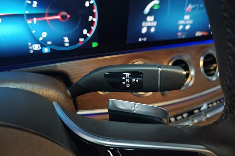 Used Mercedes-Benz E-Class 2023 Updated E 300 L Fashion Edition
