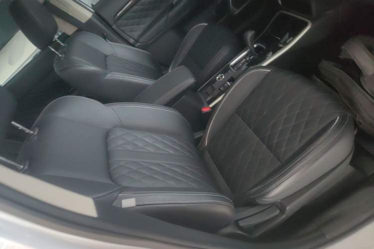 Used Mitsubishi Outlander 2020 2.4L 4x4 Zhi Xiang Edition 5 Seats
