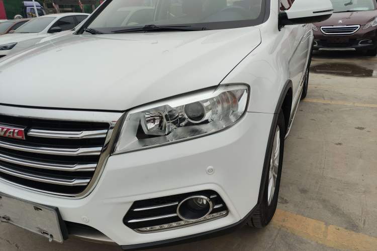 Used Haval H6 2015 Revised Version Sport Edition 1.5T Manual Transmission Two-Wheel Drive Elite Grade