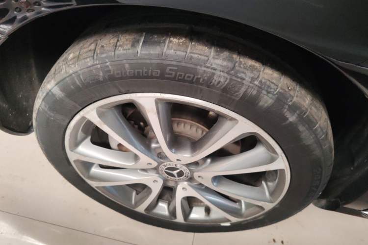 Used Mercedes-Benz E-Class 2018 Facelift E 200 L
