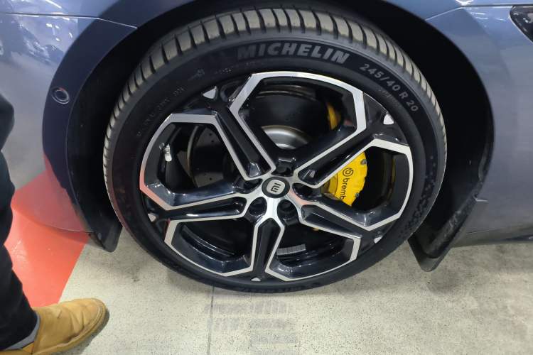 Used  SU7 2024 Four-Wheel Drive Ultra-Long Range Advanced Intelligent Driving Max Edition
