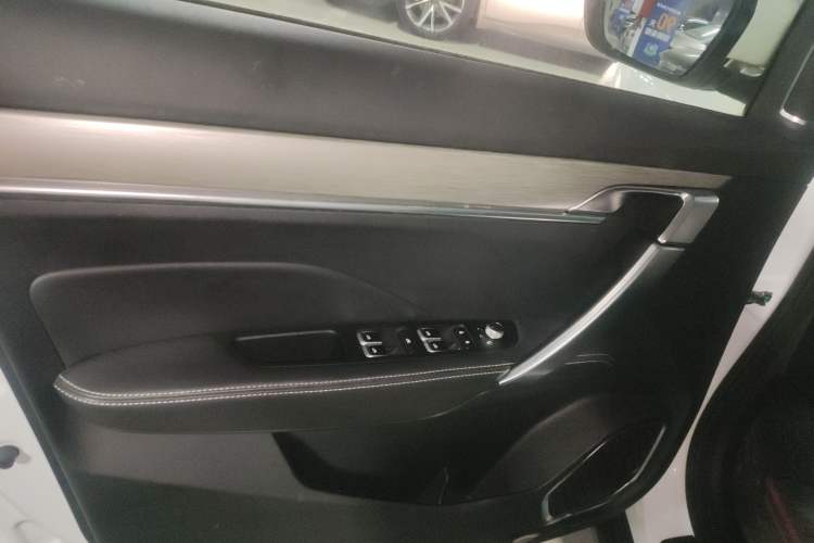 Used Geely Auto Coolray 2019 260T DCT Knight China V Standard
