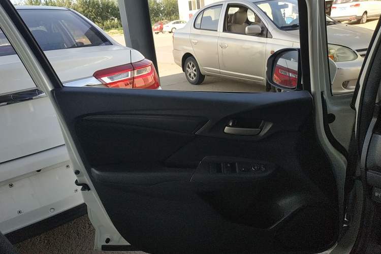 Used Honda Fit 2018 1.5L CVT Comfort Sunroof Version
