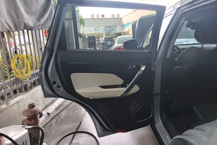 Used Geely Auto Emgrand X7 Sport 2022 Boyue X 1.8TD DCT ZhiZun Edition
