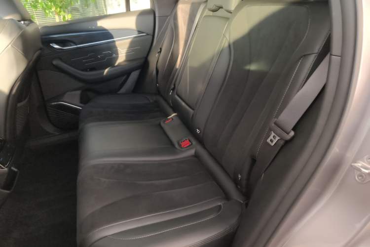 Used Geely Auto Monjaro L 2024 2.0TD High-Power Automatic Two-Wheel Drive Skyline Edition