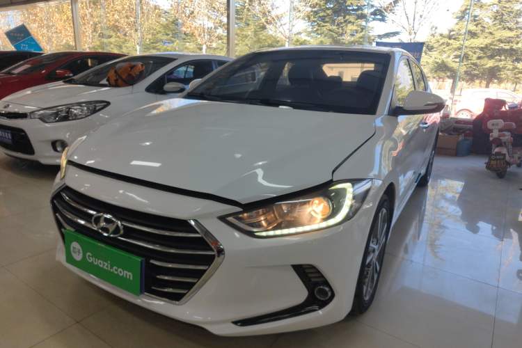 Used Hyundai Elantra 2016 1.6L Automatic ZhiXuan – Elite Version

