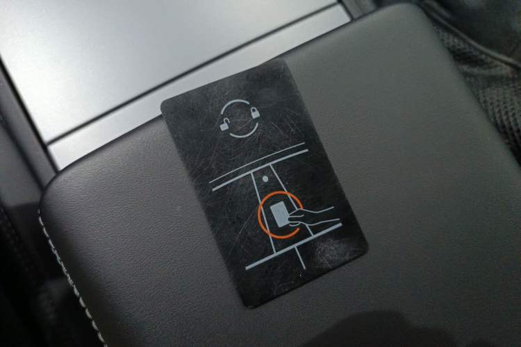 Used Tesla Model Y 2025 Long-Range All-Wheel Drive First Edition