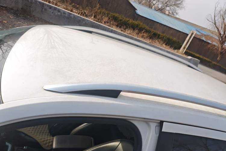 Used Volkswagen Gran Lavida 2013 1.6L Manual Fashion Model