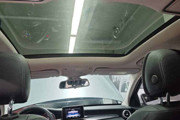 Used Mercedes-Benz C-Class 2016 C 200 L
