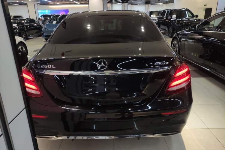 Used Mercedes-Benz E-Class 2019 E 260 L Sport 4MATIC
