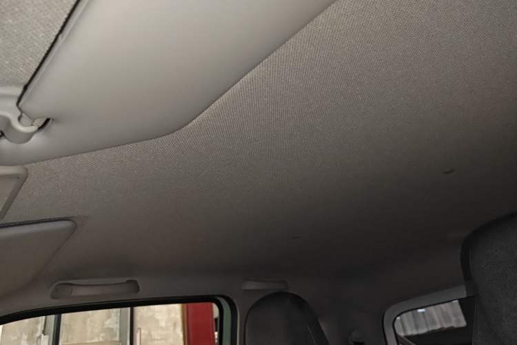 Used Wuling Hongguang MINIEV 2022 Macaron Premium Model – Lithium Iron Phosphate
