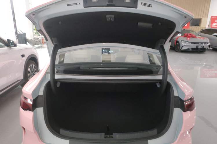 Used BYD Qin L 2025 EV 545KM Excellence Edition
