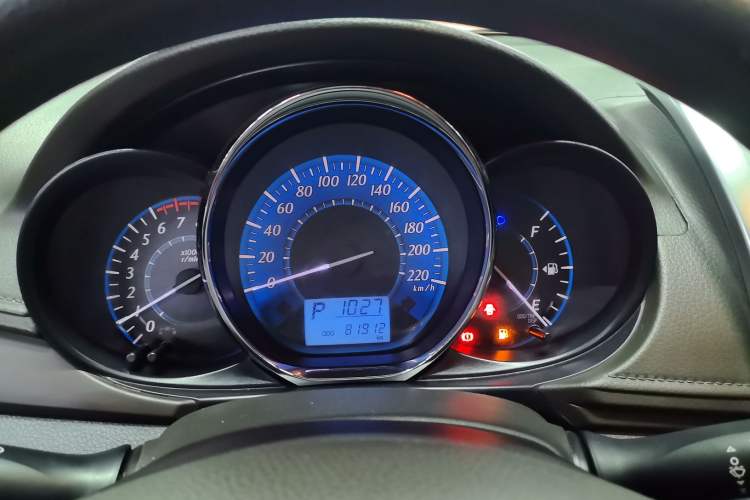 Used Toyota YARiS L 2015 1.5E Automatic Charm Edition
