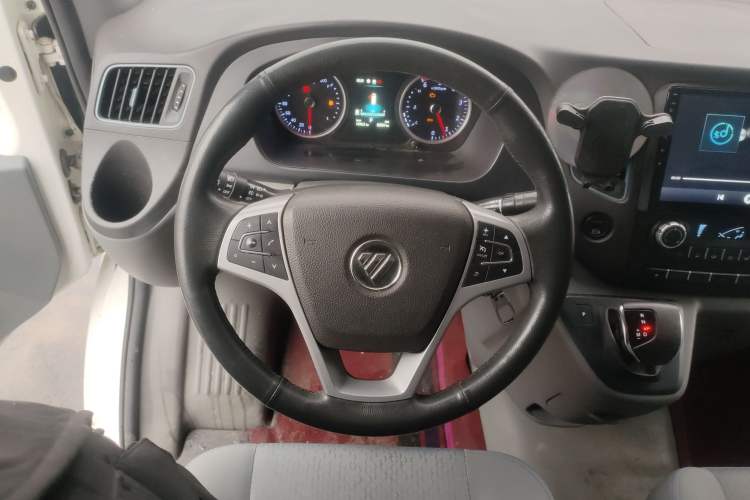 Used Foton Toano 2023 2.0T Automatic Urban Edition Short Wheelbase Mid-Height Rear Single Tire 3 Seats
