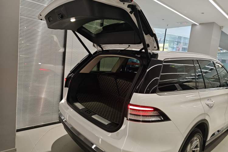 Used Lincoln Aviator 2021 3.0T V6 Four-Wheel Drive Luxury Edition