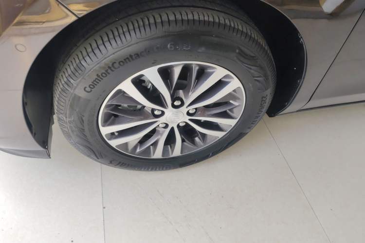 Used Buick GL8 2020 ES Land Cruiser 653T Luxury Edition
