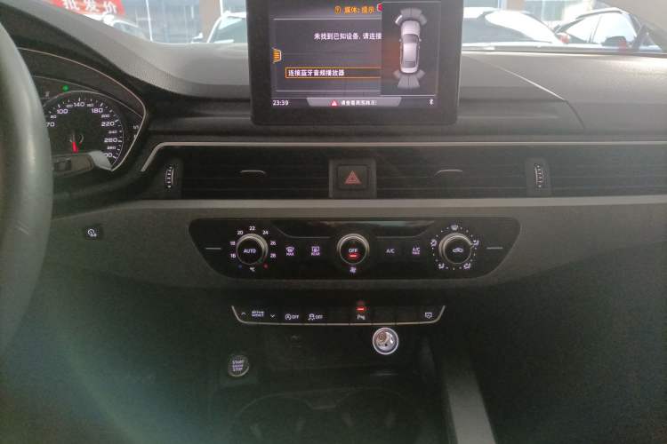 Used Audi A4L 2019 40 TFSI Ambition China VI
