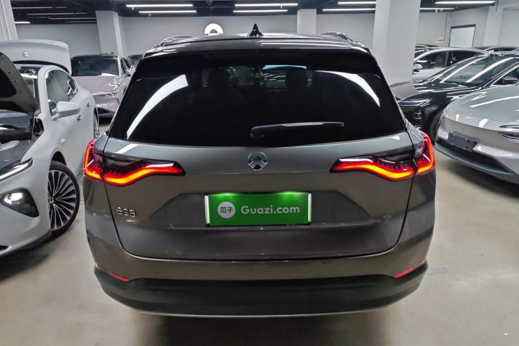 Used Nio ES8 2018 355 km Base Version 7-Seater Edition