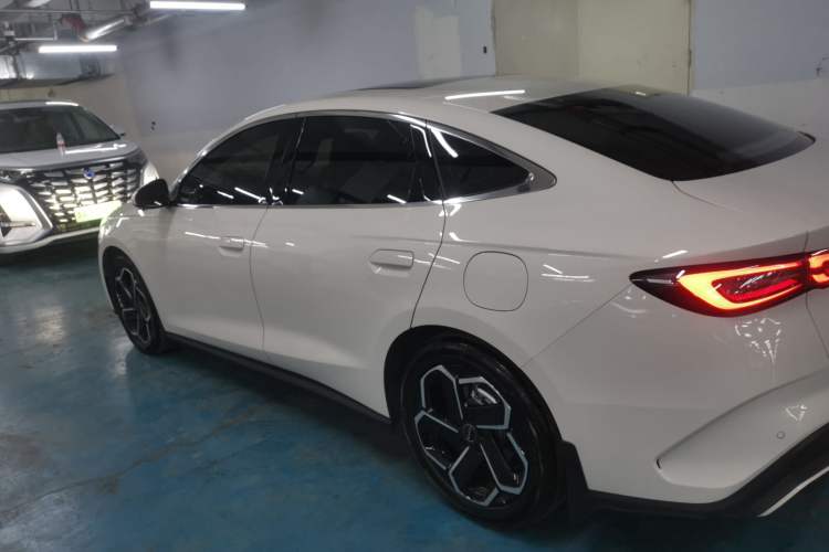 Used BYD Seal 06 New Energy 2025 DM-i Intelligent Drive 120KM Flagship Model
