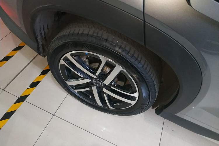 Used BYD Song L DM-i 2024 112 km Beyond Edition