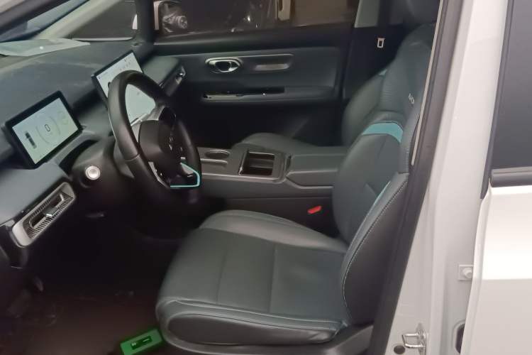 Used AION Y 2023 Y Business Edition
