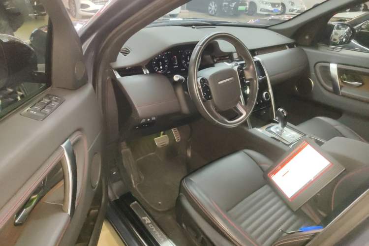 Used Land Rover Discovery Sport 2020 249 PS R-Dynamic Performance Edition
