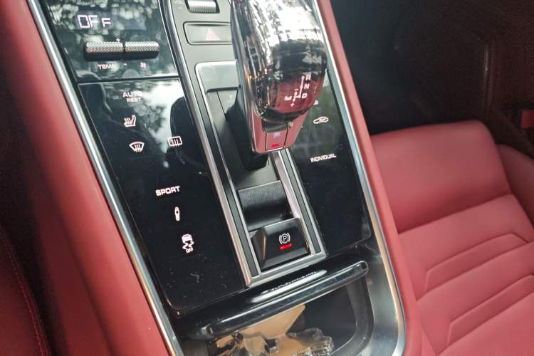 Used Porsche Panamera 2017 Panamera Executive Long Wheelbase 3.0T
