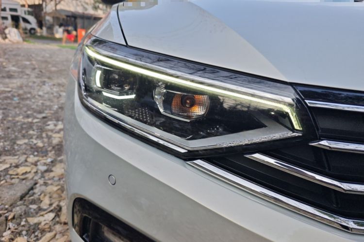 Used Volkswagen Magotan 2020 330TSI DSG Luxury Edition
