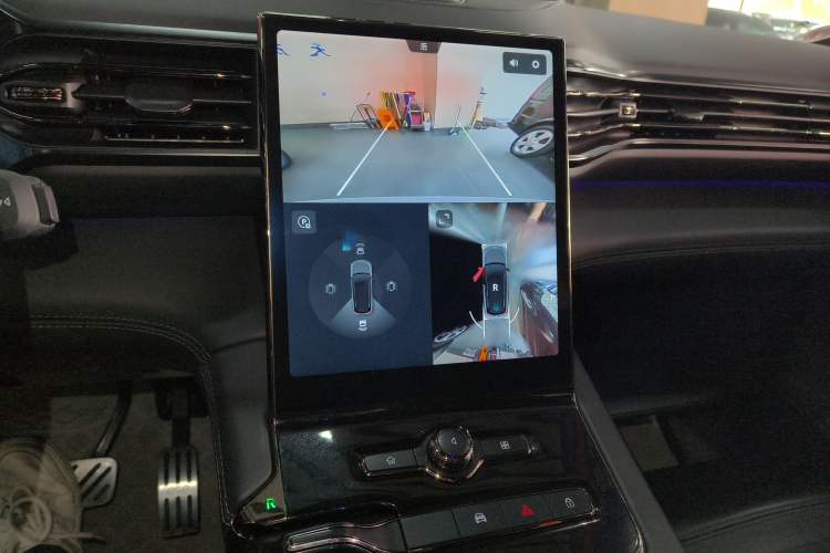 Used Nio ES8 2022 75 kWh Six-Seater Version
