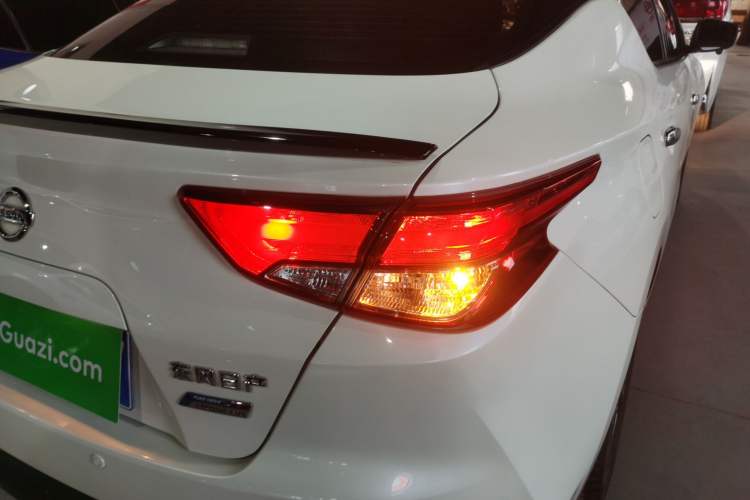 Used Nissan Lannia 2021 1.6L CVT Smart Connect Smart Cool Edition
