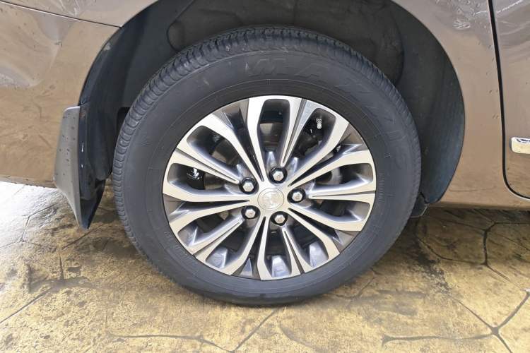 Used Buick GL8 2020 Land Business Class 652T Luxury Model
