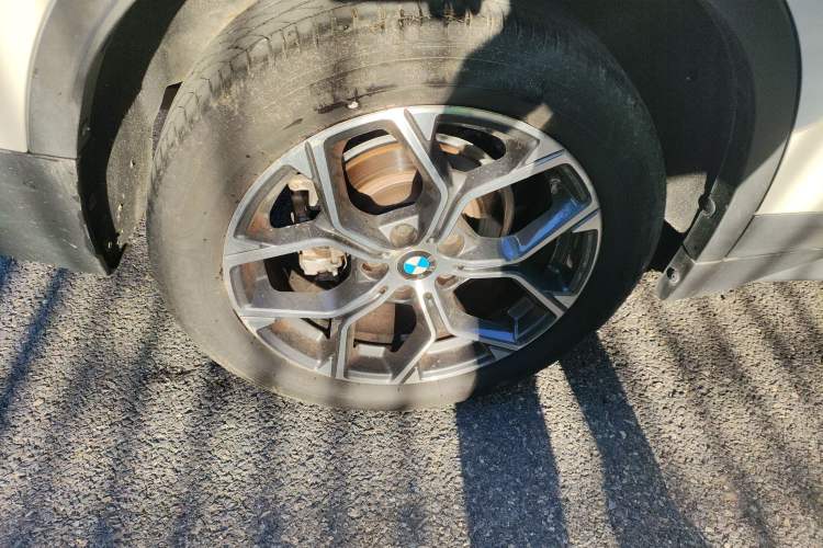 Used BMW X1 2021 Restyled sDrive25Li Leading Edition
