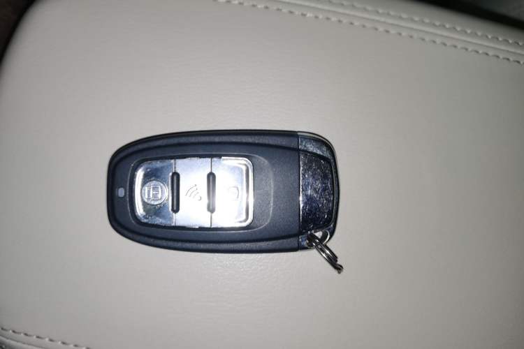 Used Buick LaCrosse 2013 2.4L SIDI Leading Comfort Version