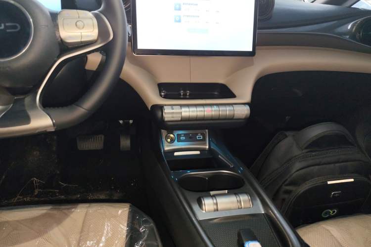 Used BYD Dolphin 2025 420km Free Edition
