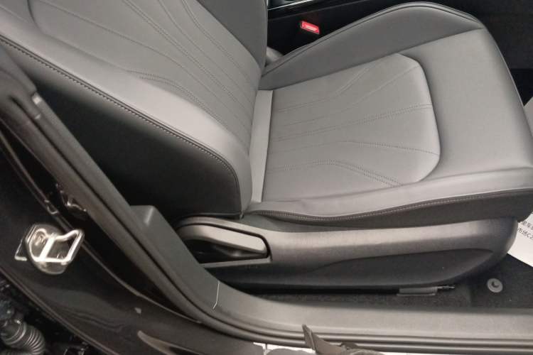 Used Volkswagen Lamando 
