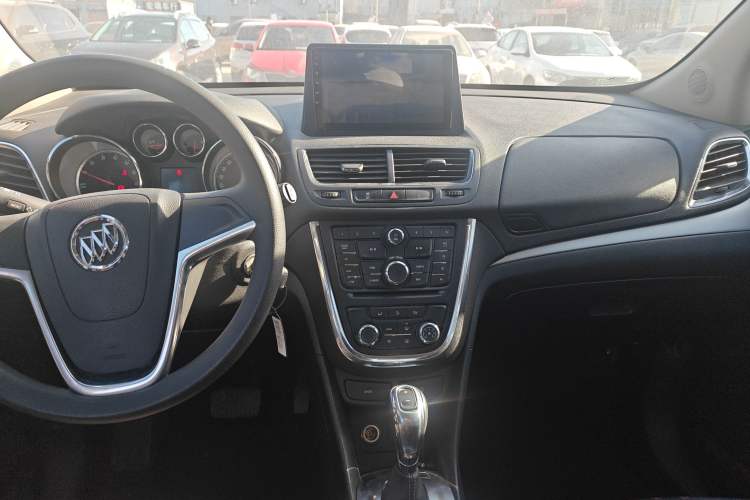 Used Buick Encore 2015 1.4T Automatic Two-Wheel Drive Urban Elite Version