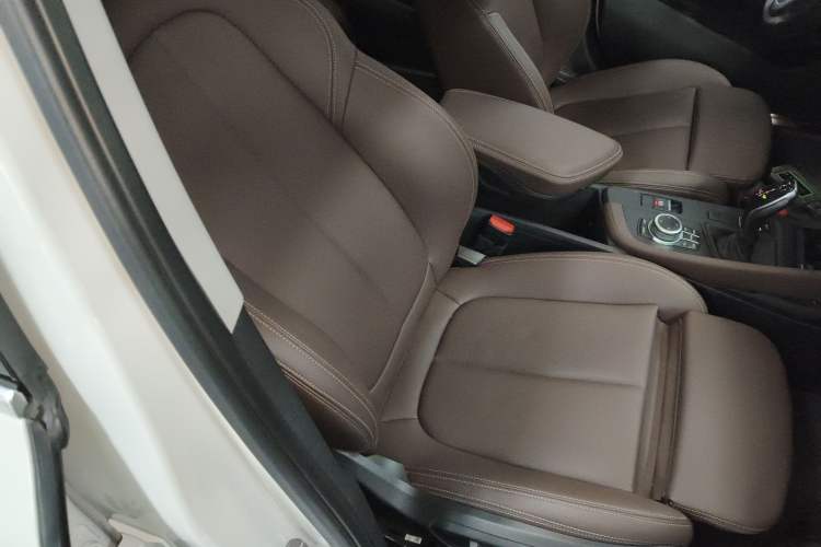 Used BMW X1 2020 sDrive25Li Leading Model
