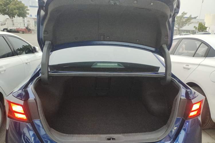 Used Nissan Teana 2019 2.0L XL Upper SmartDrive Version