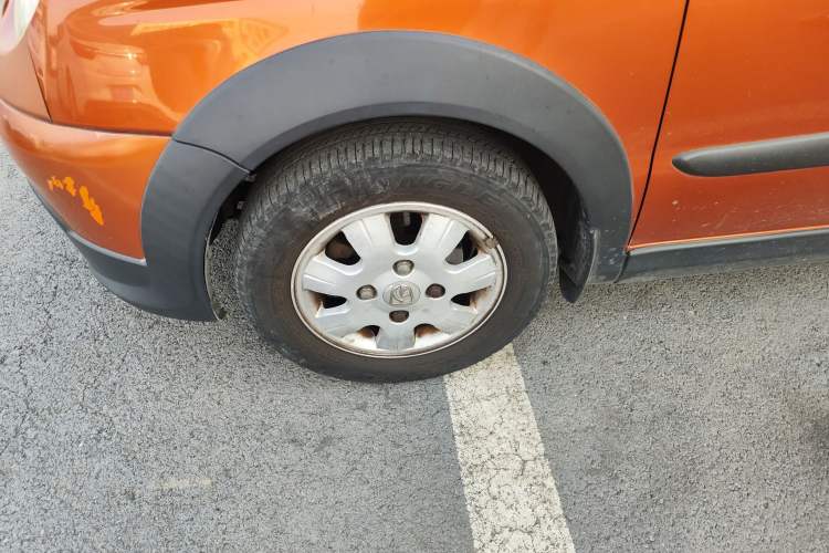 Used Baojun Lechi 2012 Revised Version 1.2L Manual Sporty Fashion Edition
