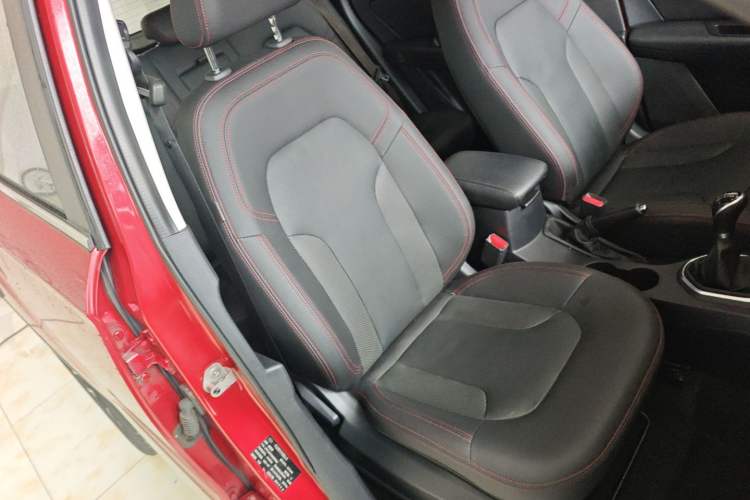 Used FAW Senya R7 2016 1.6L Manual Prestige Edition
