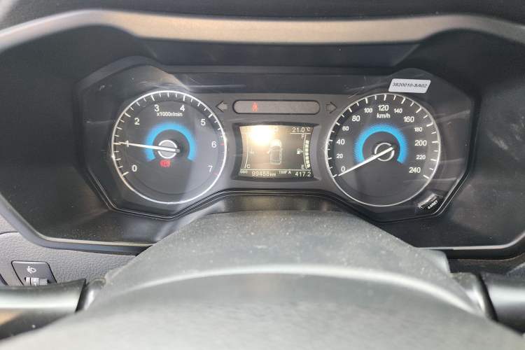 Used Dongfeng Fengon 580 2016 Revised Version 1.5T CVT Luxury Edition
