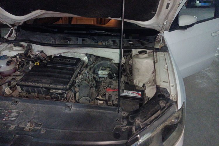 Used Volkswagen Gran Lavida 2013 1.6L Automatic Luxury Model
