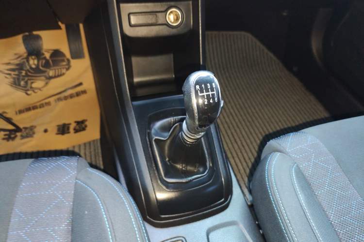 Used Baojun 310W 2017 1.2L Manual Value Edition China V
