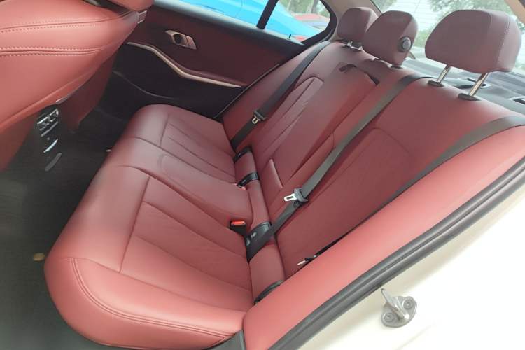 Used BMW 3 Series 2023 325i M Sport Package
