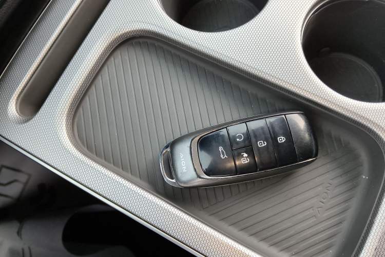 Used AION Y 2023 Plus 510 Executive Edition