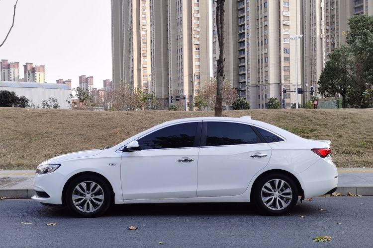 Used Buick GT 2018 18T Automatic Elite Model
